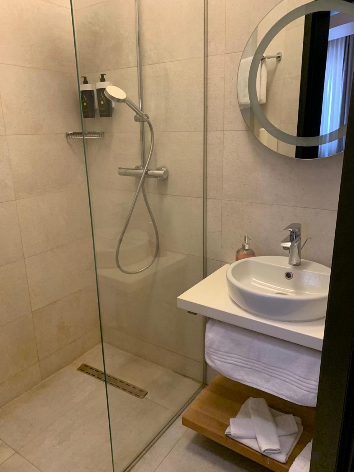 Hotel Balkan Centar Биелина Экстерьер фото